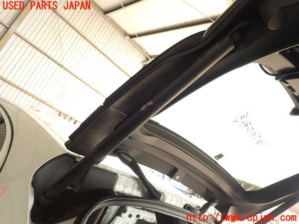 2UPJ-9229911584]ジャガー・Fペイス(DC2NA)リアゲートダンパー 中古_2
