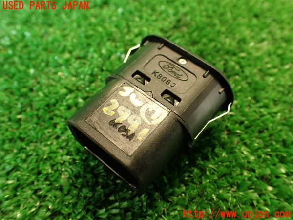 2UPJ-9229916312]ジャガー・Fペイス(DC2NA)スイッチ7 中古_3
