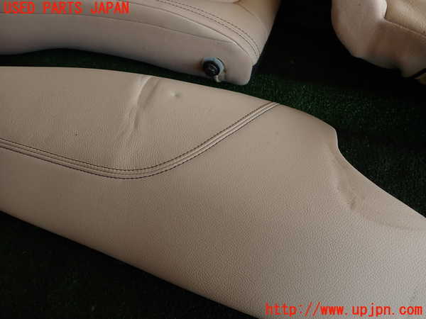 2UPJ-9229917385]ジャガー・Fペイス(DC2NA)リアシート 中古_3