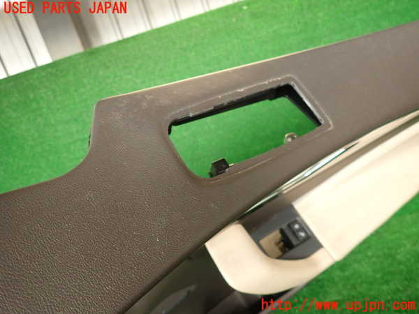2UPJ-9229911234]ジャガー・Fペイス(DC2NA)右前ドア内張り 中古_3