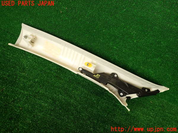 2UPJ-9229917655]ジャガー・Fペイス(DC2NA)右フロントピラートリム 中古_4