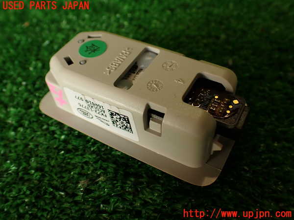 2UPJ-9229916413]ジャガー・Fペイス(DC2NA)ルームランプ3 (左 2列目) 中古_2