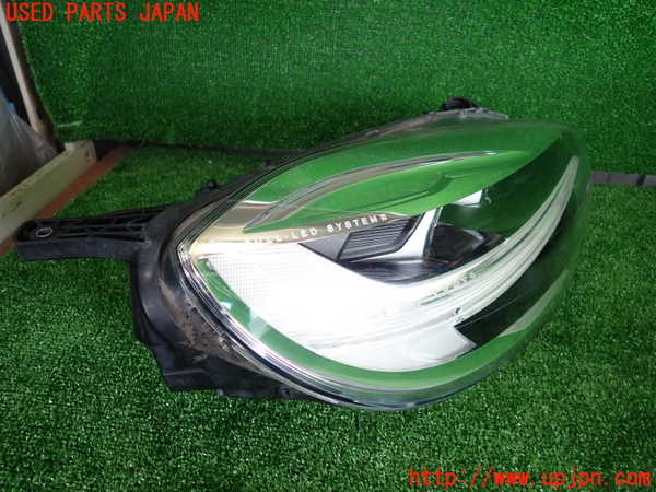 2UPJ-9229921130]ボルボ・V40(MD4204T)右ヘッドライト LED 中古_2