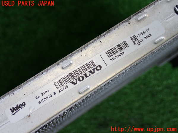 2UPJ-9229922321]ボルボ・V40(MD4204T)ラジエーター1 中古_4