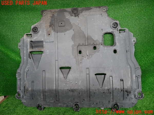 2UPJ-9229922170]ボルボ・V40(MD4204T)エンジンアンダーカバー 中古_4