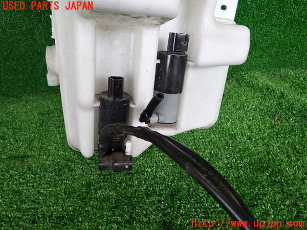 2UPJ-9229926791]ボルボ・V40(MD4204T)ウォッシャータンク1 中古_2