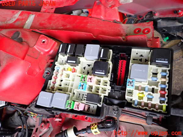 2UPJ-9229926741]ボルボ・V40(MD4204T)ヒューズボックス1 中古_2