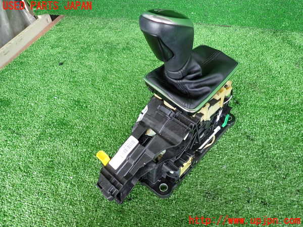 2UPJ-9229927555]ボルボ・V40(MD4204T)ATシフトレバー 中古_3