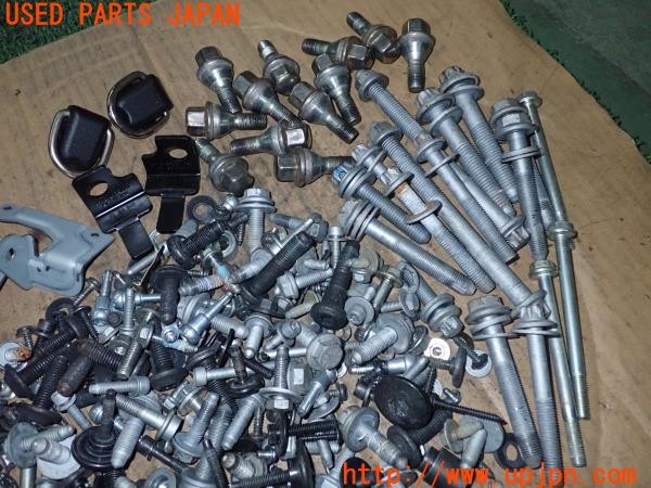 3UPJ=9229930720]ジープ レネゲード(BU14)初期型 ネジ・ナット・ステー類 セット ジャンク_2