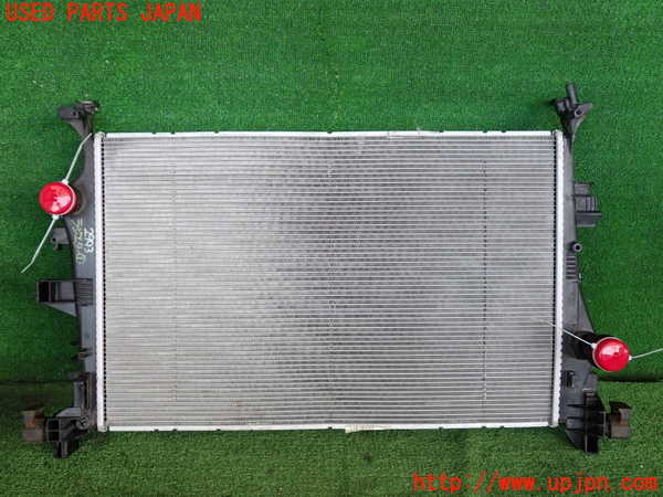 2UPJ-9229932321]ジープ・レネゲード(BU14)ラジエーター1 中古_3