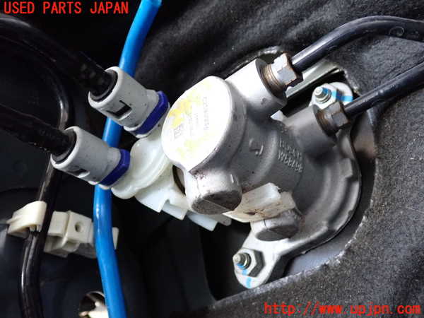 2UPJ-9229934050]ジープ・レネゲード(BU14)ブレーキマスターシリンダー 中古_2