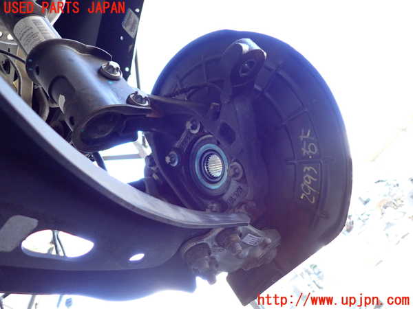2UPJ-9229934290]ジープ・レネゲード(BU14)右フロントナックルハブ 中古_2