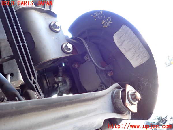 2UPJ-9229934300]ジープ・レネゲード(BU14)右リアナックルハブ 中古_2