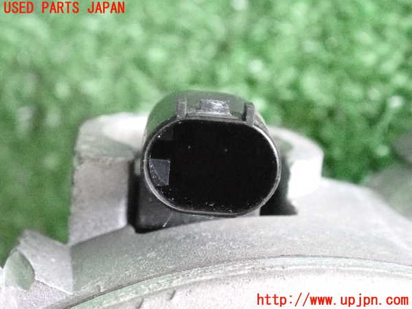 2UPJ-9229936025]ジープ・レネゲード(BU14)エアコンコンプレッサー 中古_5