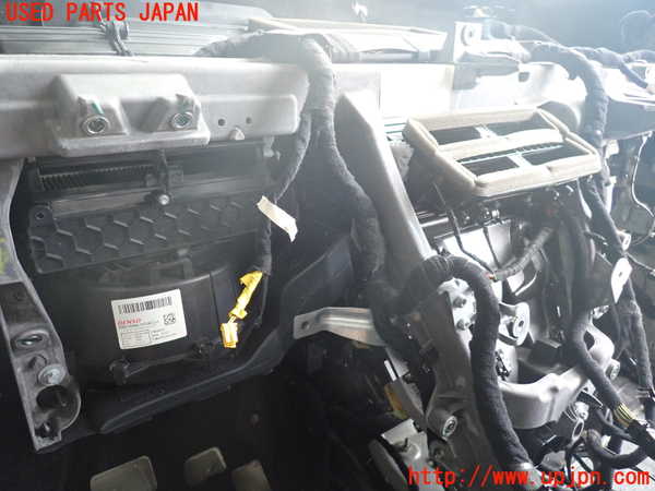 2UPJ-9229936081]ジープ・レネゲード(BU14)エバポレーター1 中古_2