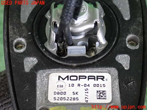 2UPJ-9229936550]ジープ・レネゲード(BU14)アンテナ 中古_3