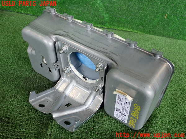 2UPJ-9229937870]ジープ・レネゲード(BU14)助手席側エアバッグカバー 中古_2