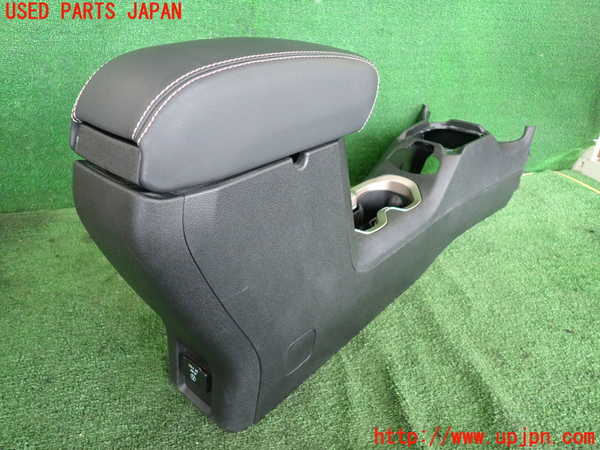 2UPJ-9229937540]ジープ・レネゲード(BU14)センターコンソール 中古_2