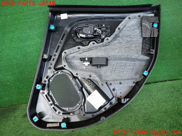 2UPJ-9229931324]ジープ・レネゲード(BU14)左後ドア内張り 中古_4