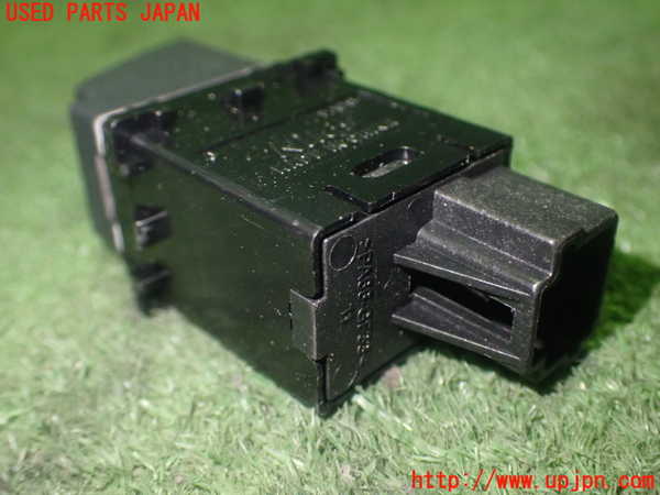 1UPJ-9229946308]フォレスター(SKE)スイッチ3 (VSC OFF) 中古_3