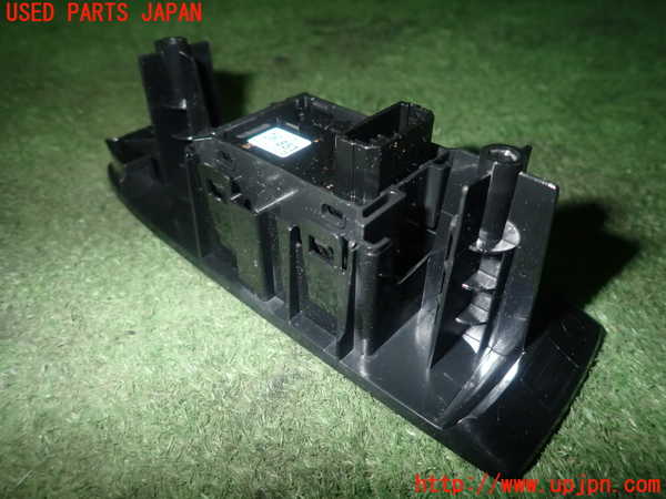 1UPJ-9229946245]フォレスター(SKE)左前パワーウィンドウスイッチ 中古_2
