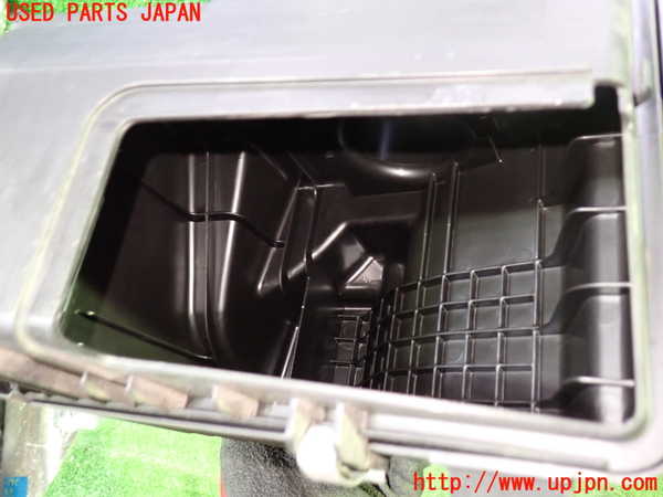 1UPJ-9229952560]エクストレイル(NT32)エアクリーナーボックス 中古_3