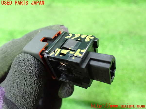 1UPJ-9229956290]エクストレイル(NT32)ハザードスイッチ 中古_2