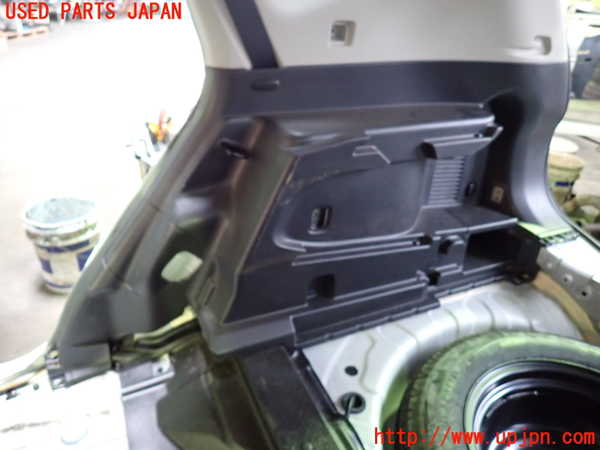 1UPJ-9229957675]エクストレイル(NT32)右リアピラートリム 中古_3