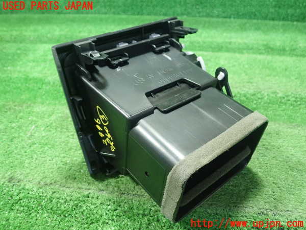 1UPJ-9229967528]レヴォーグ(VM4)エアコン吹き出し口3 (左) 中古_3