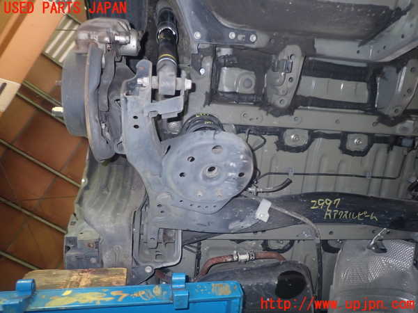 1UPJ-9229975380]ヴォクシー(ノア)(ZRR80W)リアアクスルビーム 中古_5