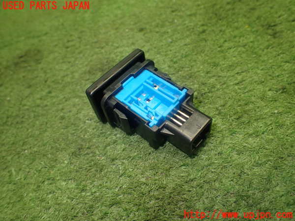 1UPJ-9229976309]ヴォクシー(ノア)(ZRR80W)スイッチ4 (アイドリングストップOFF) 中古_3
