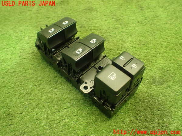 1UPJ-9229976240]ヴォクシー(ノア)(ZRR80W)右前パワーウィンドウスイッチ 中古_2