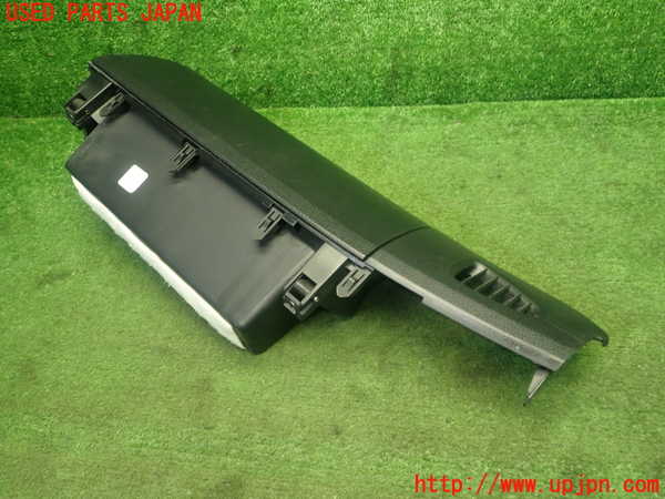 1UPJ-9229977516]ヴォクシー(ノア)(ZRR80W)グローブボックス1 中古_4