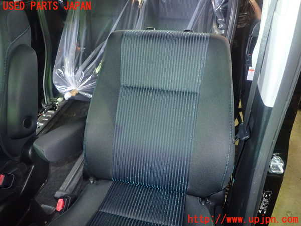 1UPJ-9229977065]ヴォクシー(ノア)(ZRR80W)助手席シート 中古_3
