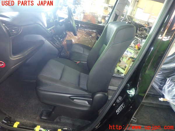1UPJ-9229977065]ヴォクシー(ノア)(ZRR80W)助手席シート 中古_5