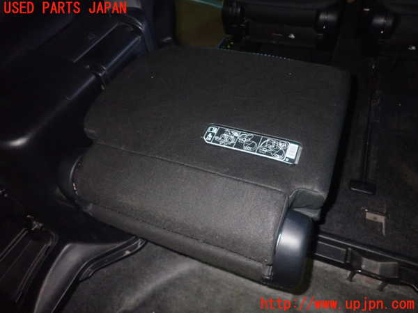 1UPJ-9229977265]ヴォクシー(ノア)(ZRR80W)左3列目シート 中古_4