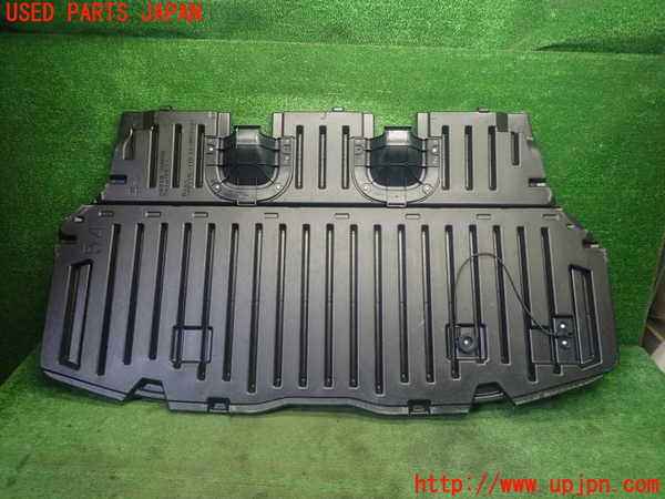 1UPJ-9229977771]ヴォクシー(ノア)(ZRR80W)ラゲッジトレイ1 中古_2