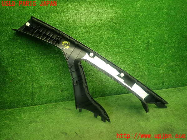 1UPJ-9229977655]ヴォクシー(ノア)(ZRR80W)右フロントピラートリム 中古_5