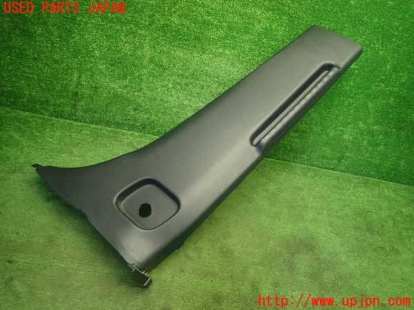 1UPJ-9229977665]ヴォクシー(ノア)(ZRR80W)右センターピラートリム 中古_4