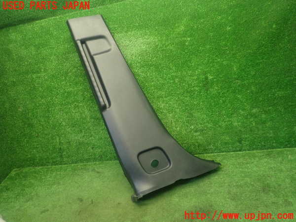 1UPJ-9229977670]ヴォクシー(ノア)(ZRR80W)左センターピラートリム 中古_4