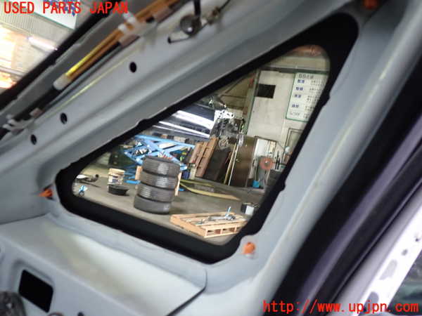 1UPJ-9229981200]エスティマ(ACR50W)右フロント三角窓ガラス 中古 AGC M2H3 43R-00033_2