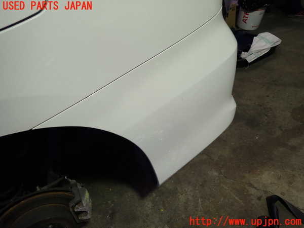 1UPJ-9229981610]エスティマ(ACR50W)リアバンパー 中古_4