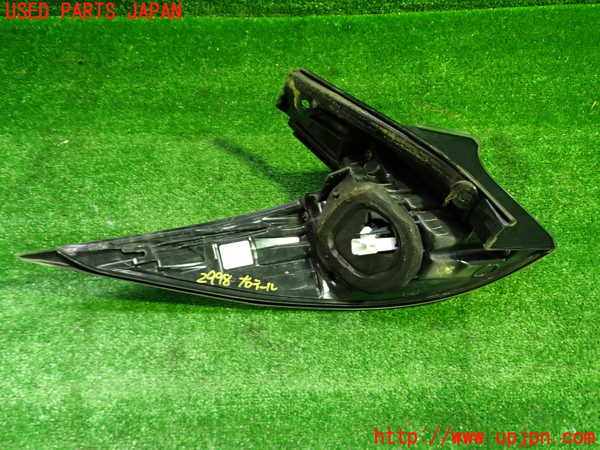 1UPJ-9229981530]エスティマ(ACR50W)右テールランプ 中古_3