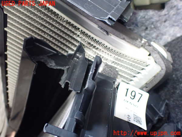 5UPJ-9229996081]ジムニー(JB64W)エバポレーター1 ジャンク部品取り_5