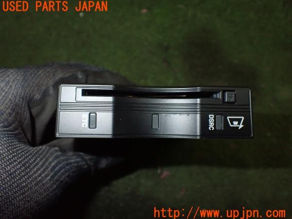 3UPJ=9230000503]ジープ グランドチェロキー(WK36TA)純正ビルトイン JRM-70CR ETC車載器 DSRC 中古_3