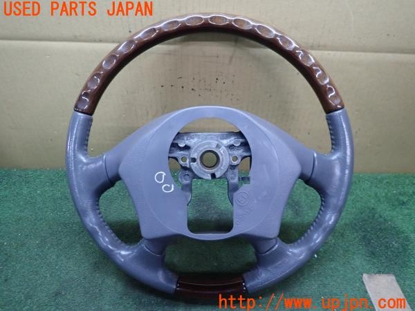 3UPJ=9230010617]デリカスペースギア(PD6W)後期 純正 ウッド ステアリング 木目 中古_2