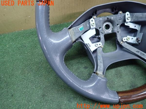 3UPJ=9230010617]デリカスペースギア(PD6W)後期 純正 ウッド ステアリング 木目 中古_4