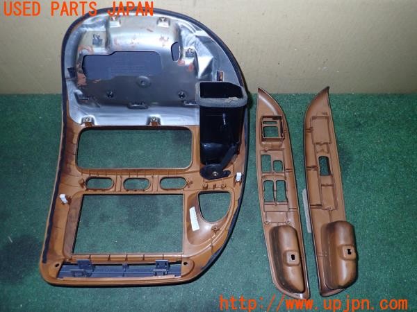 3UPJ=9230010645]デリカスペースギア(PD6W)後期 純正 木目パネル センターパネル ドアスイッチパネル 中古_5