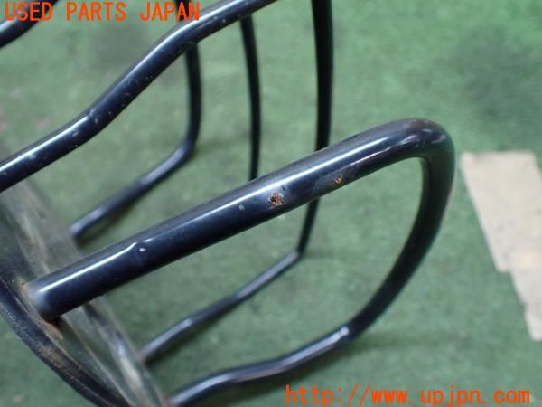 3UPJ=9230020012]ジープ ラングラー スポーツ(TJ40S)社外 テールランプガード グリル 中古_5