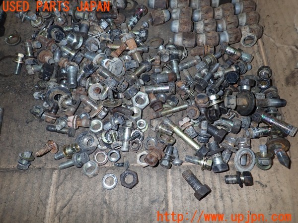 3UPJ=9230030720]デリカスターワゴン(P25W)ネジ・ナット・ステー類 セット ジャンク_5